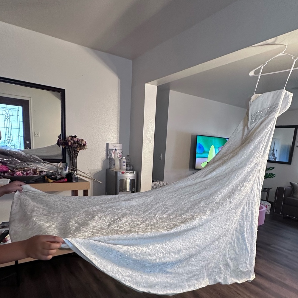 Strapless sequin ivory wedding dress NWT train tail mermaid style size 8 - Picture 10 of 17